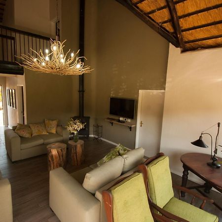 20 Mount Champagne Villa Champagne Valley ภายนอก รูปภาพ