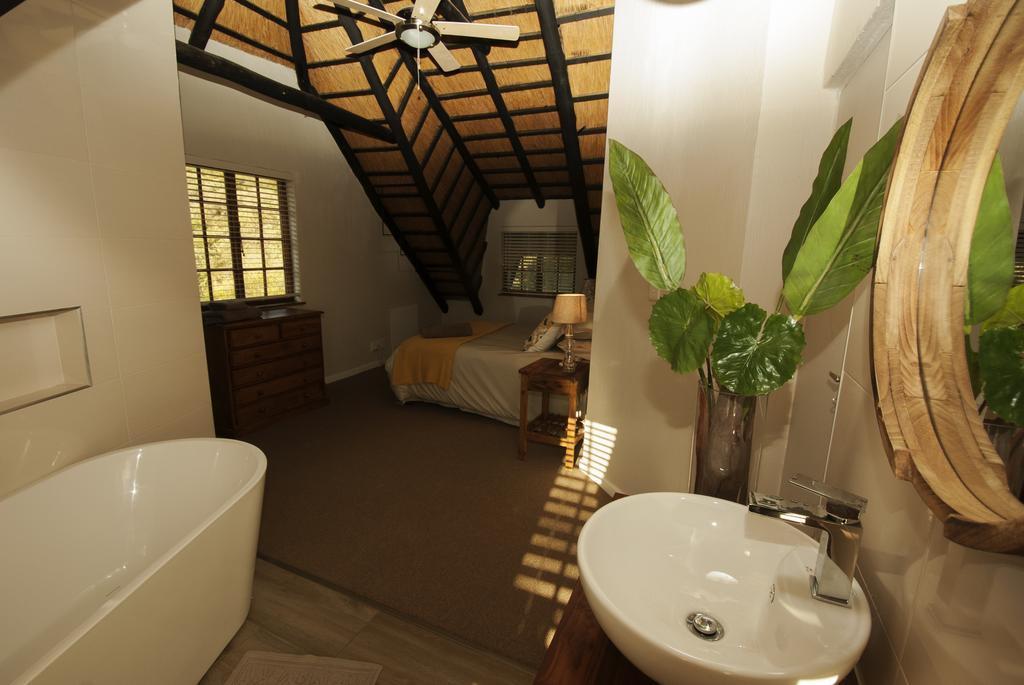 20 Mount Champagne Villa Champagne Valley ภายนอก รูปภาพ